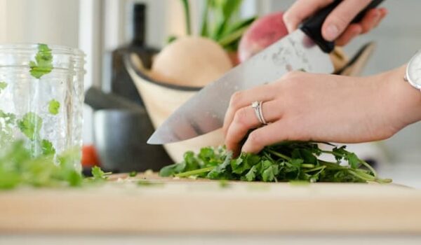 Cuisiner comme un chef : techniques professionnelles pour amateurs passionnés